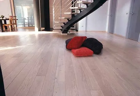 Cappelli Trading - Donati Legnami modern open space with light oak flooring and staircase