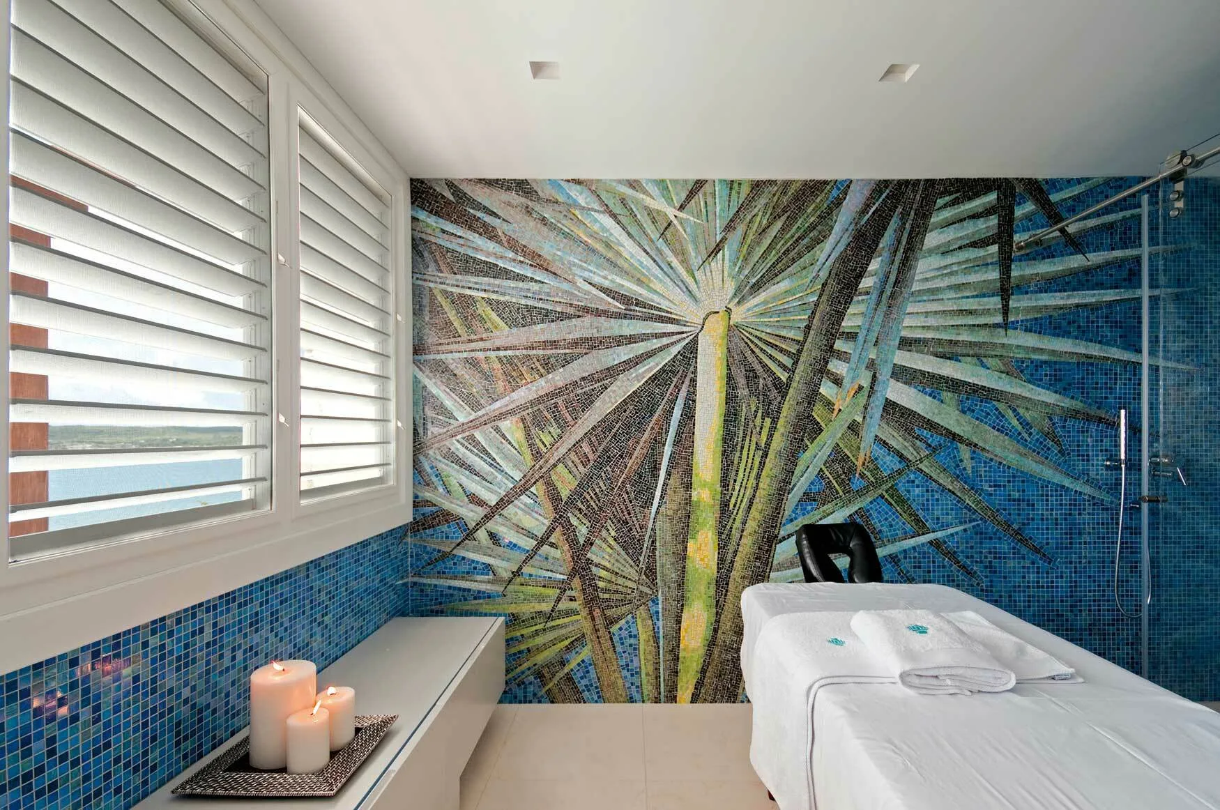 Mosaic and marble interior in the Antigua residence
