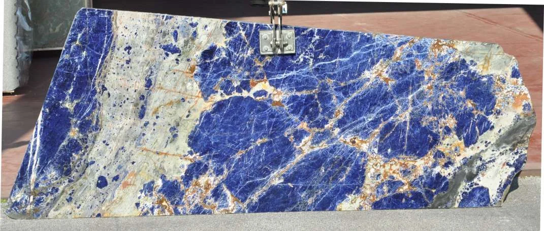 Blue Lapislazuli slab reviewed in the workshop