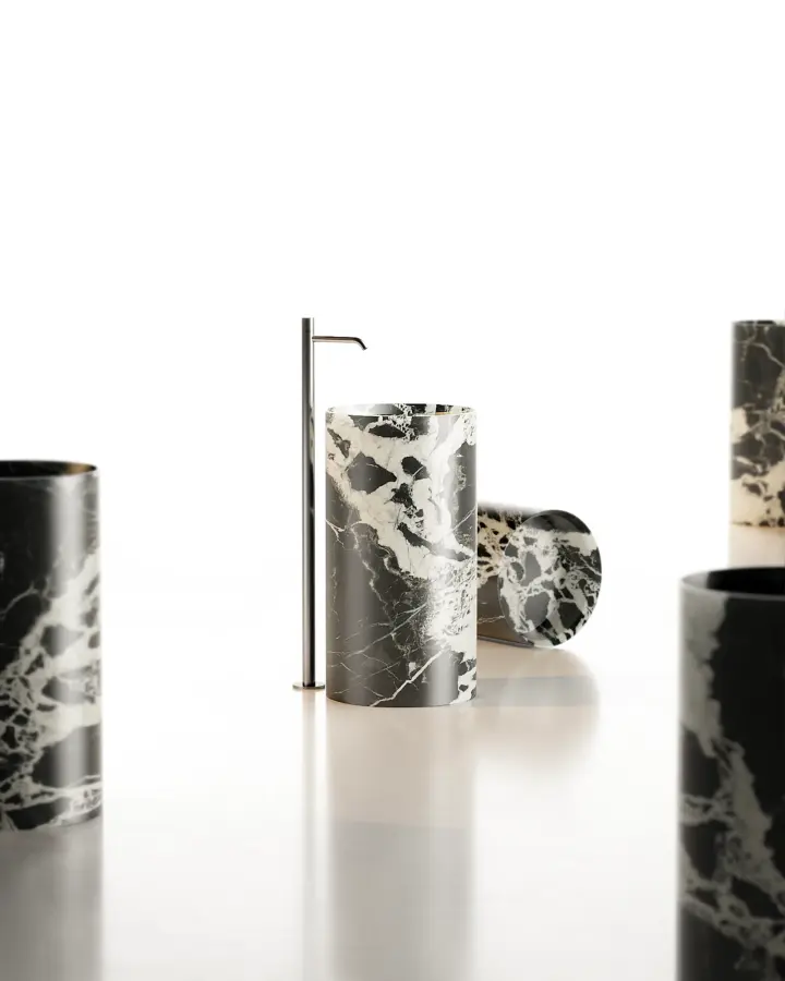 Circle High freestanding marble washbasin in Nero Marquinia