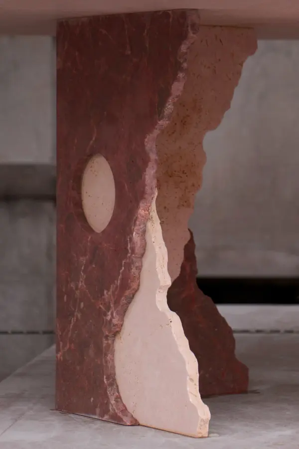 Empire marble dining table, view 4