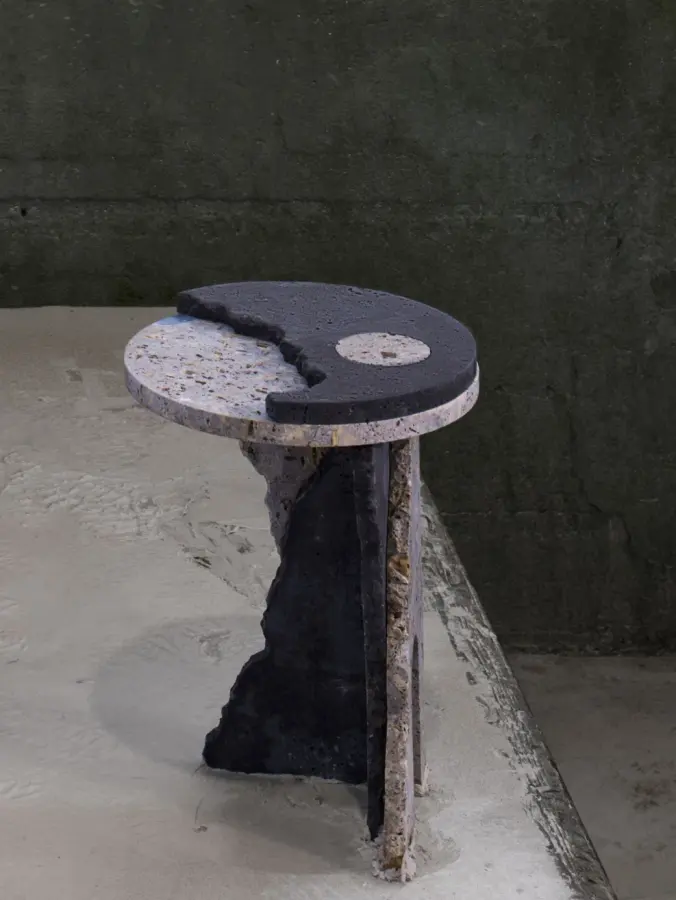 Empire marble side table, view 4