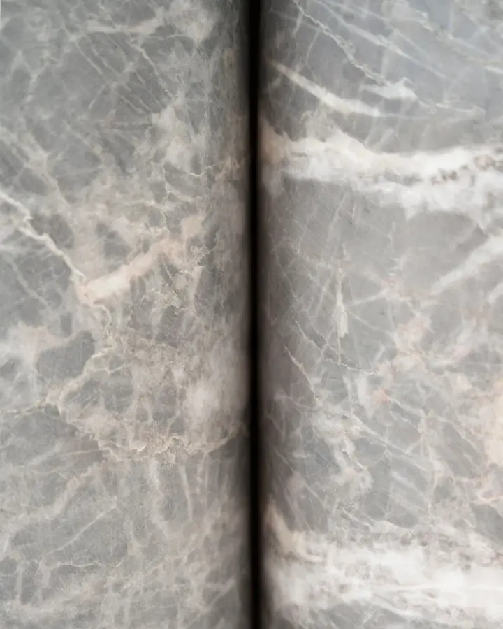 Levante marble console, view 4
