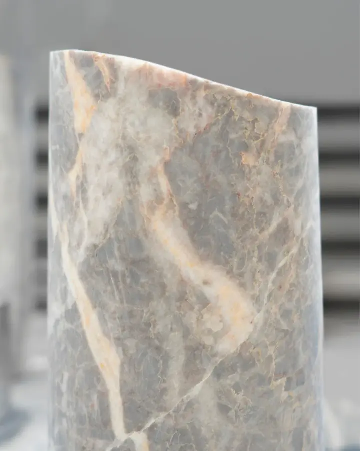 Levante marble dining table, view 5