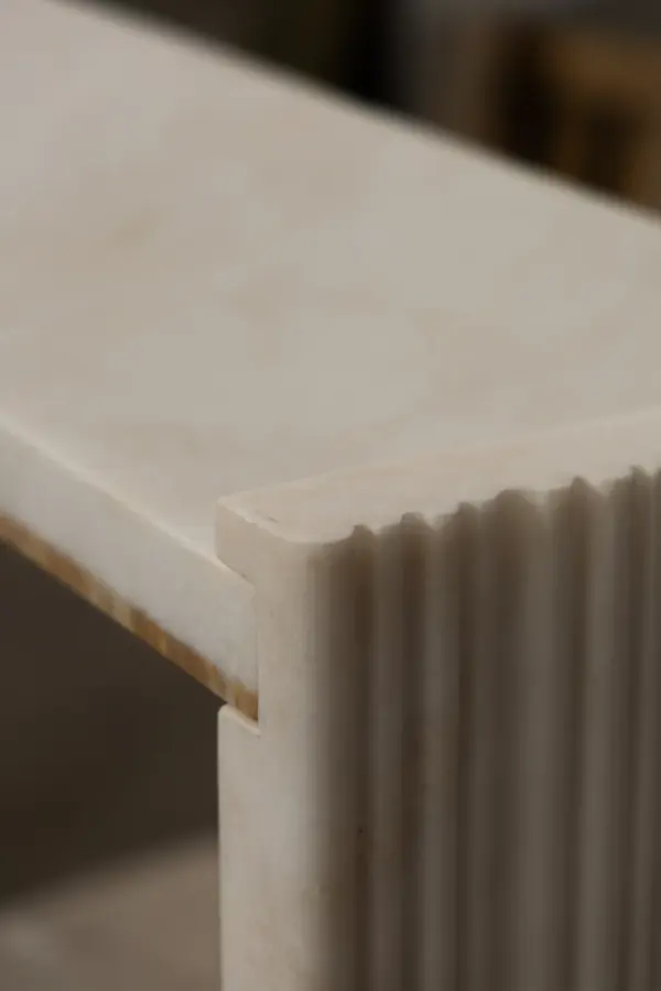 Malibu marble console, view 4