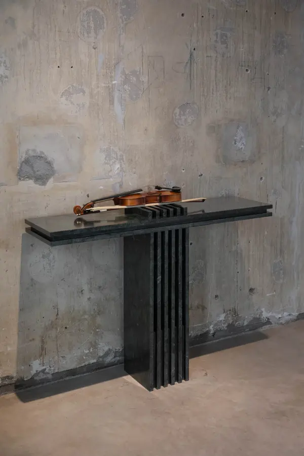 Piano marble console, view 4