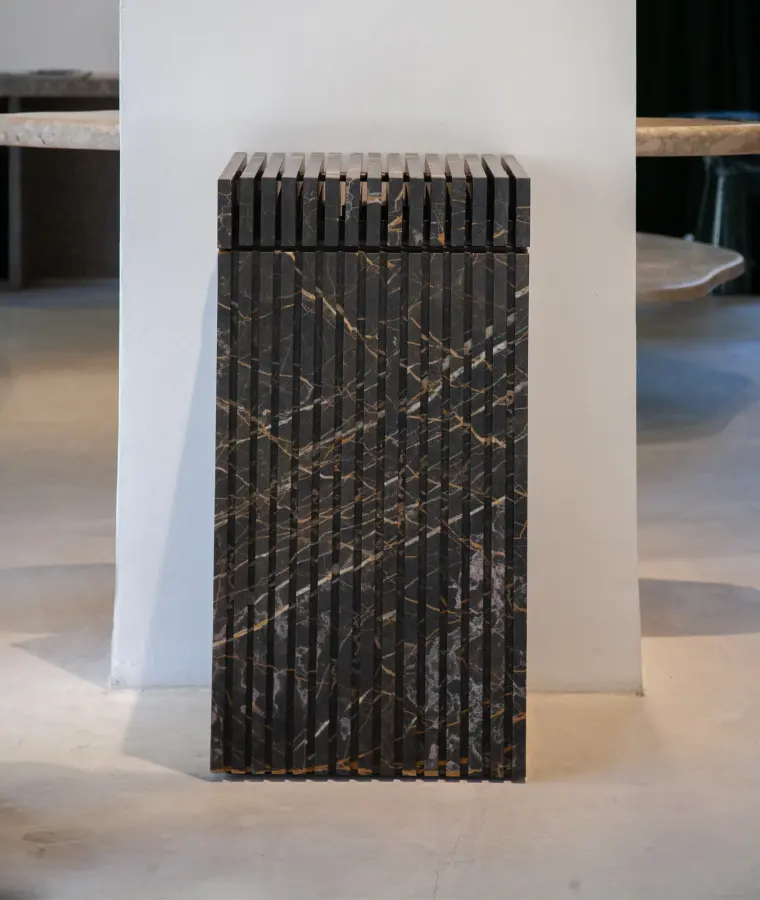 Piano freestanding marble washbasin in Port Saint Laurent