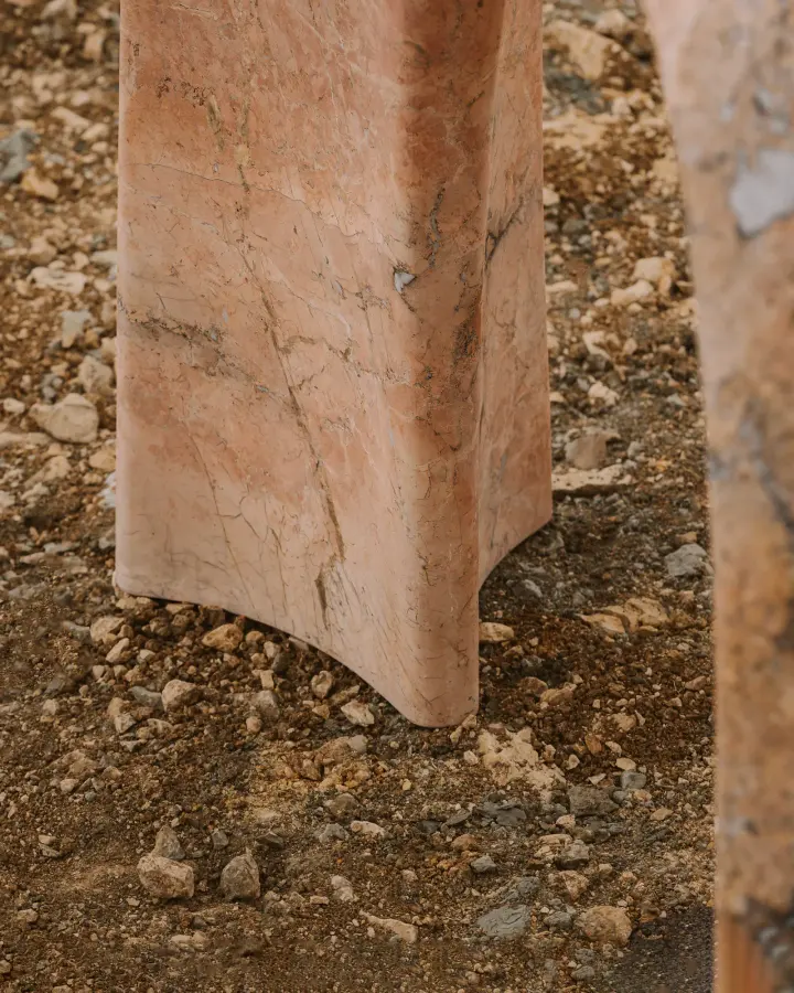 Shān marble console, view 2